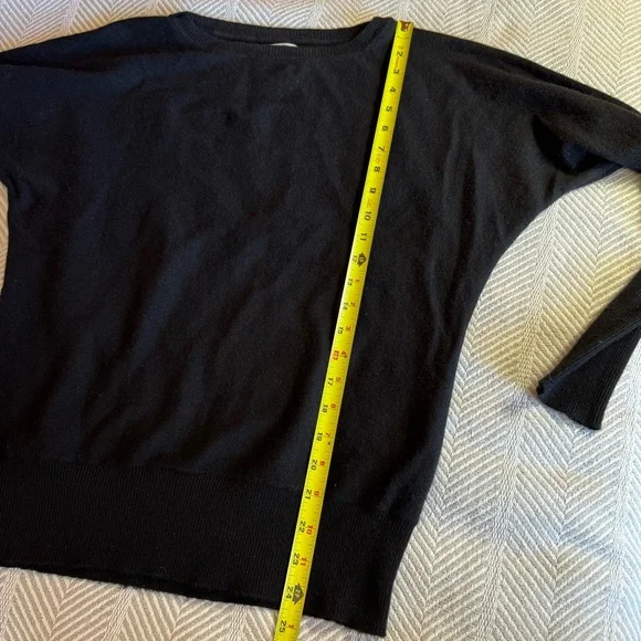 Women's Nicole Miller Cashmere Wide Neck Dolman Batwing Sweater, Black, Size M - Picture 9 of 9